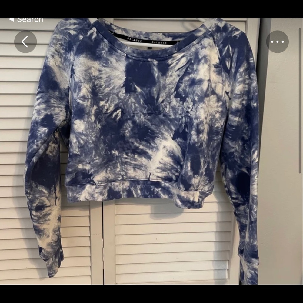 balance athletica crewneck